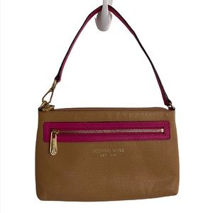 Michael Kors wristlet